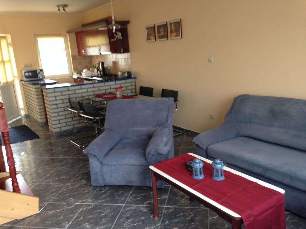 Daja Haz Apartment Heviz Exterior photo